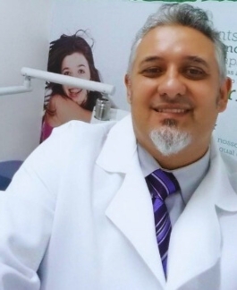 Dra. Áquila Valente de Souza