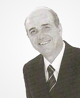 Dra. Áquila Valente de Souza